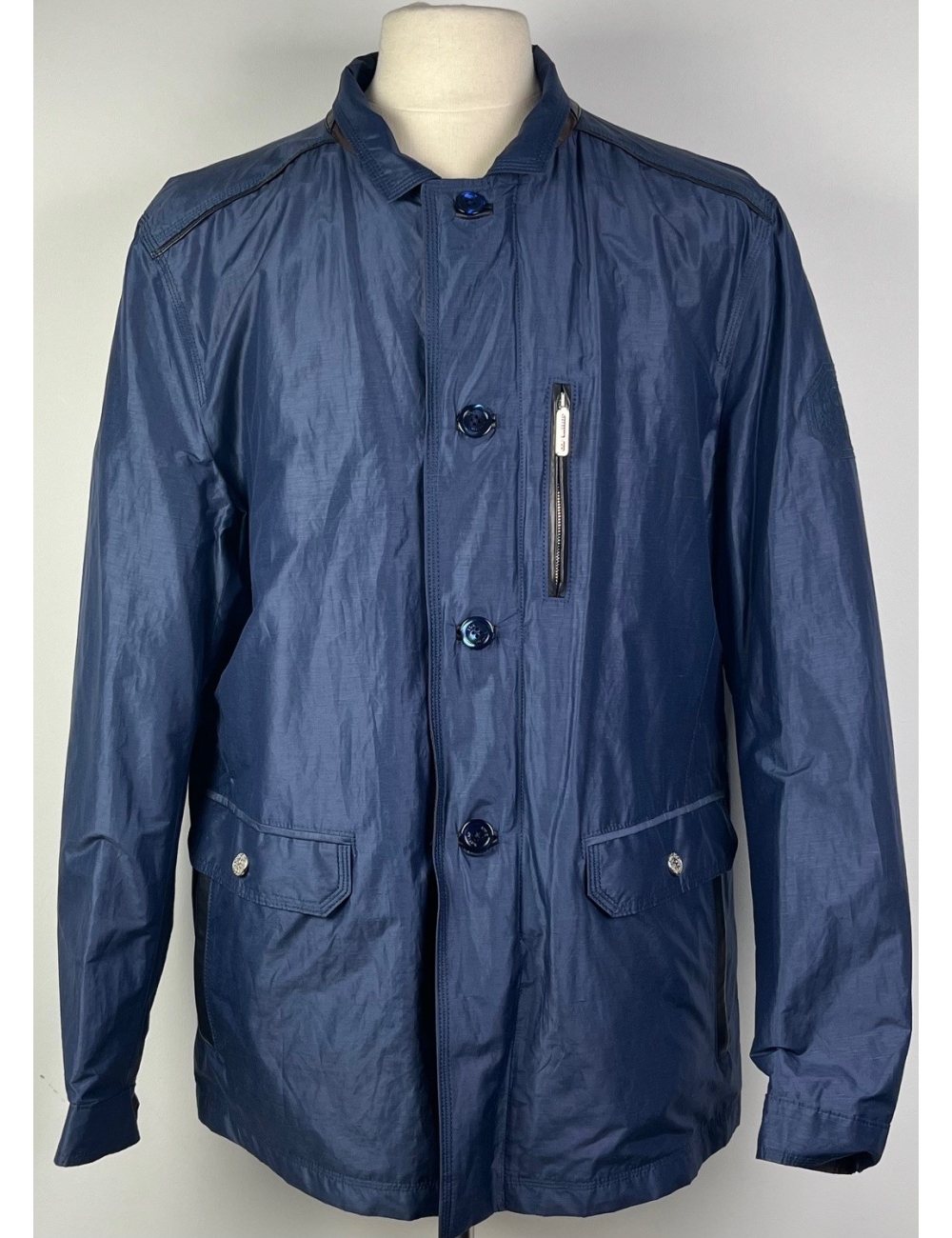 Parka légère déperlante, bleu / marron, finition cuir d’agneau