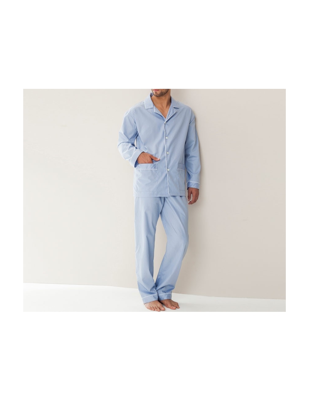 Zimmerli Pyjama 8002 woven nightwear. Manches longues